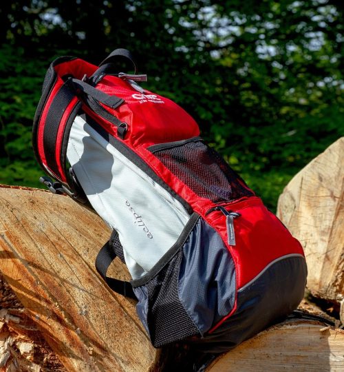 backpack-3369137_1280